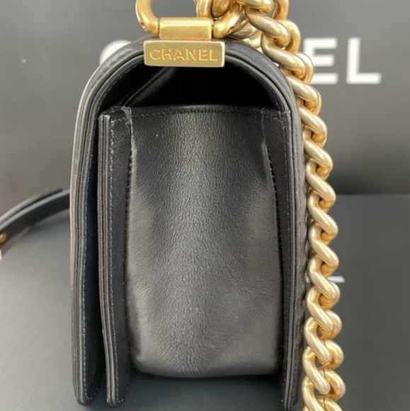 100% Auth CHANEL Boy Le Medium Black Lambskin Bag - Picture 5 of 8